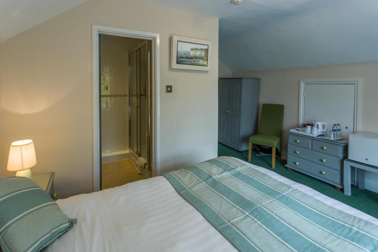 The Rosscourt Hotel (Adults Only)