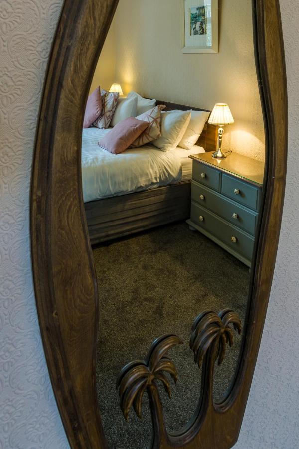 Maison d'hôtes Relax At Rosscourt Guest House-Free On Site Parking (Adults Only)