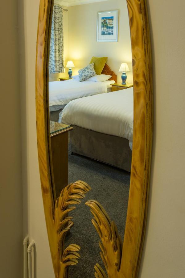 Гостевой дом Relax At Rosscourt Guest House-Free On Site Parking (Adults Only) Борнмут